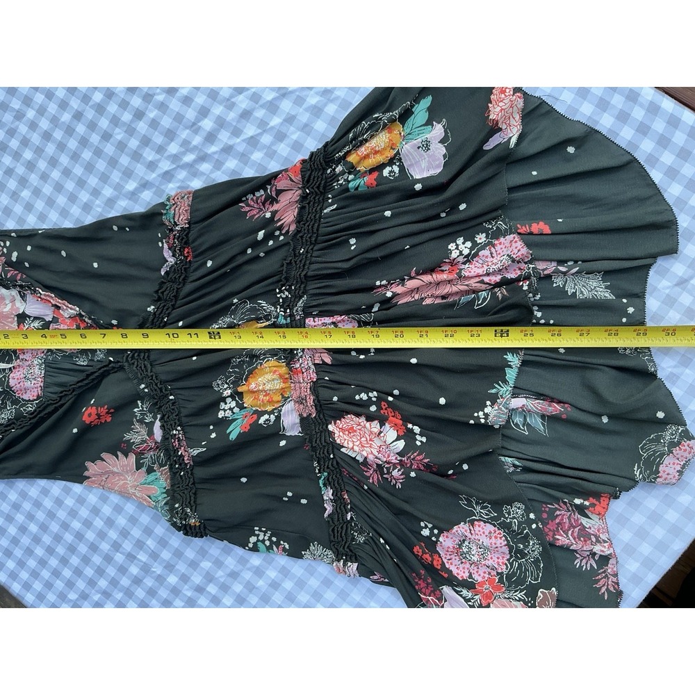 Free People Tiered Tunic Top Floral Size XS Oversized Blouse Tank - Picture 4 of 5